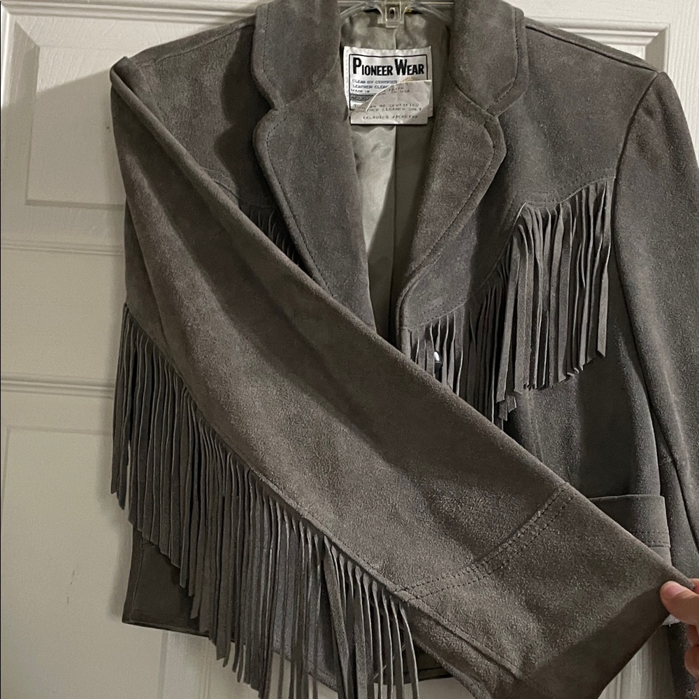 PIONEER Gray Suede Fringe Western Jacket - Picture 2 of 3